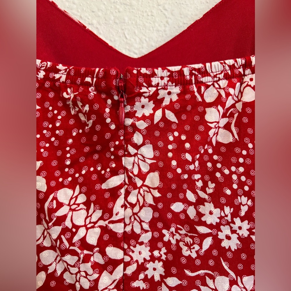 #254 Shyanne red floral flowy spaghetti strap dress size medium - Picture 6 of 7